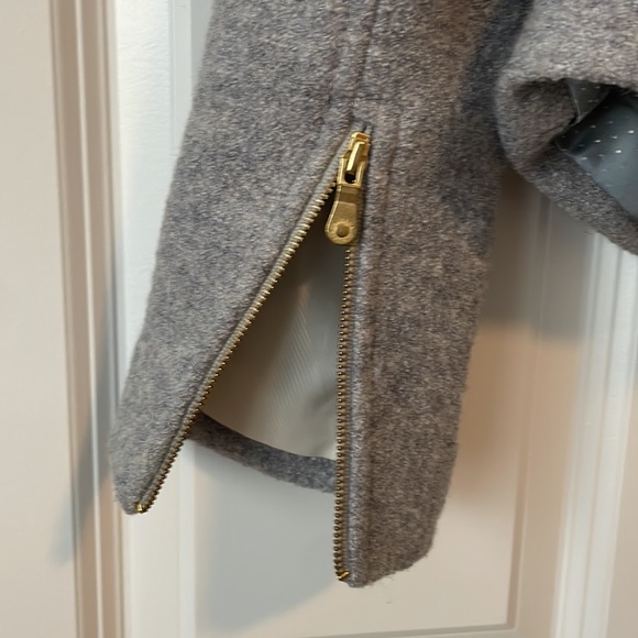 Banana Republic boucle Moto jacket with back ruffle - Picture 5 of 8